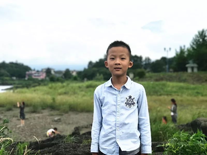 天呐，才10岁！江阴这个姓*党**的男孩火了