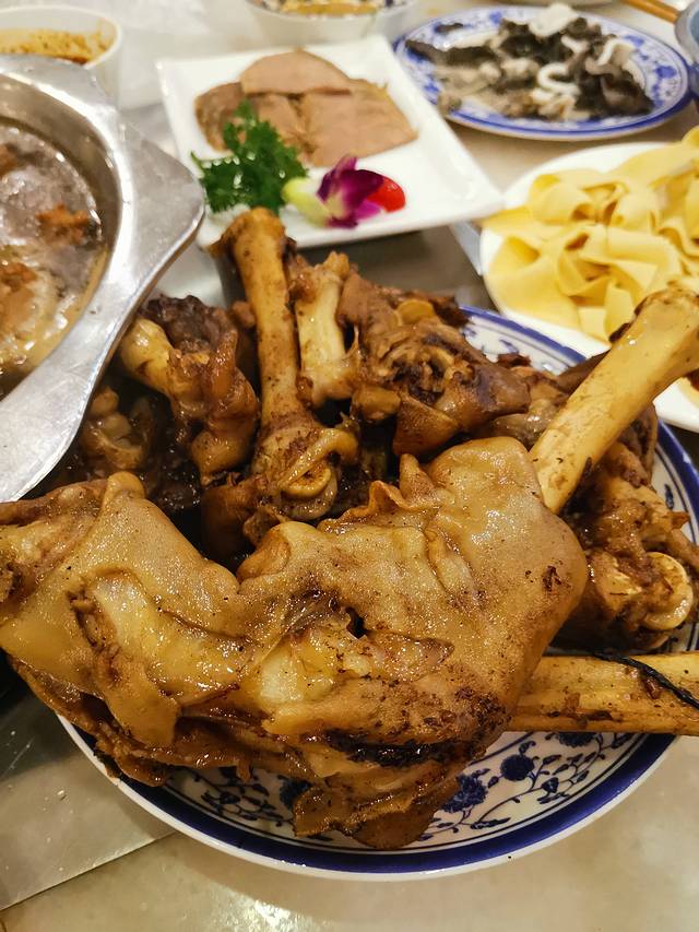 一家老小向前冲3,一家老小向前冲40集免费