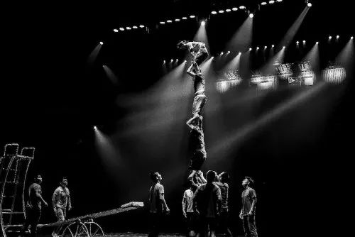 舞台演出怎么拍摄人像,舞台演出怎么拍照好看