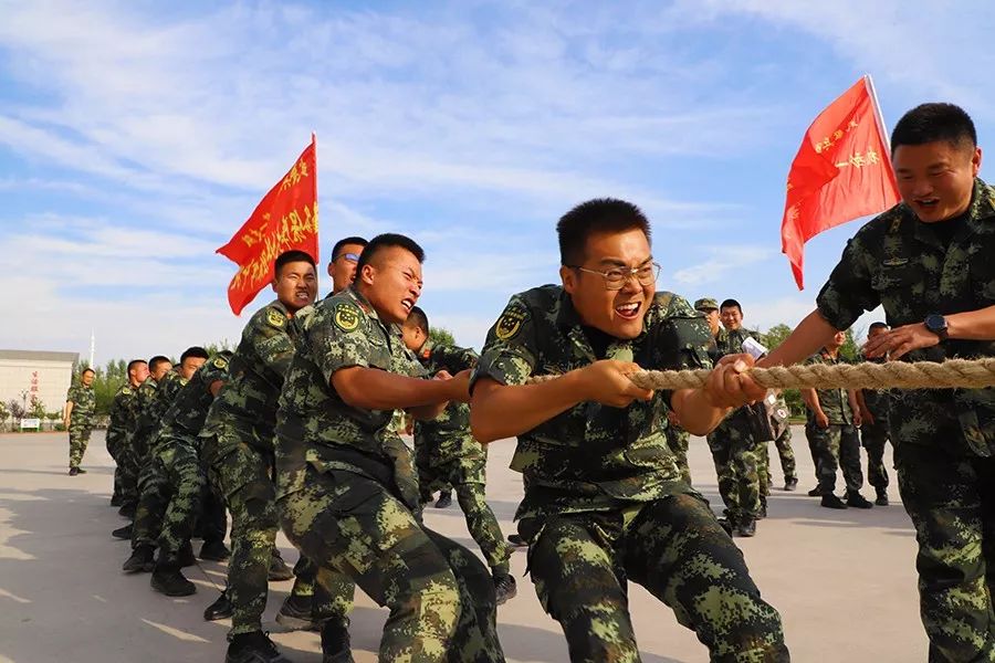 “强军卫士杯”，奋力争上游