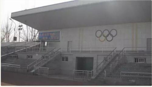 河东体育场公示,河东体育场什么时候完工