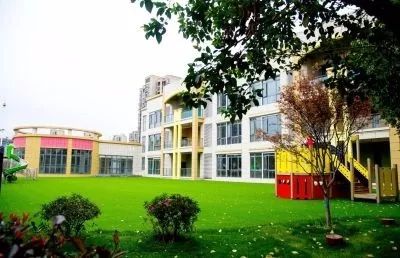 给孩子选了一家非常不错的幼儿园,十大顶级幼儿园