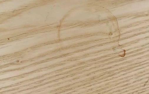 风油精滴在手机上效果太神奇了,风油精怎么滴最有效