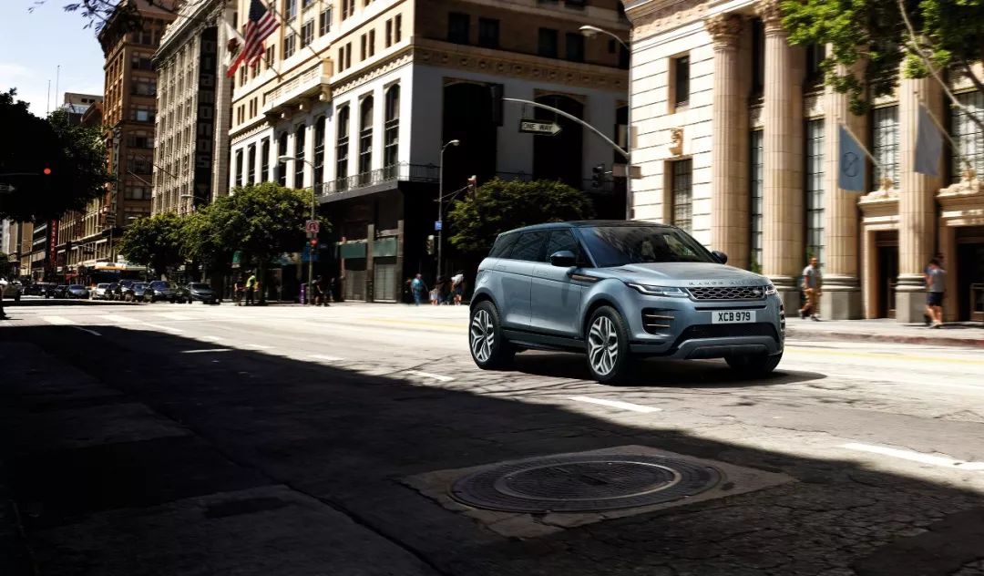 用跨界诠释“极光”之美