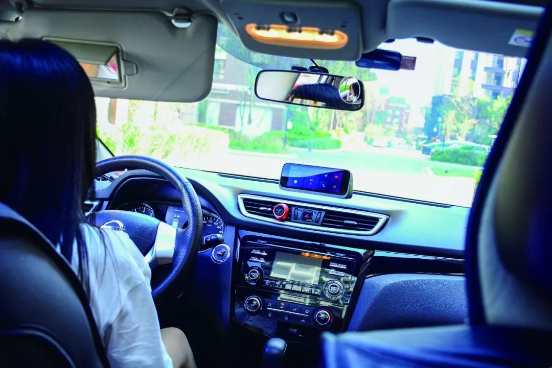 车载应急充气泵如何使用,智能便携车载充气泵怎么使用