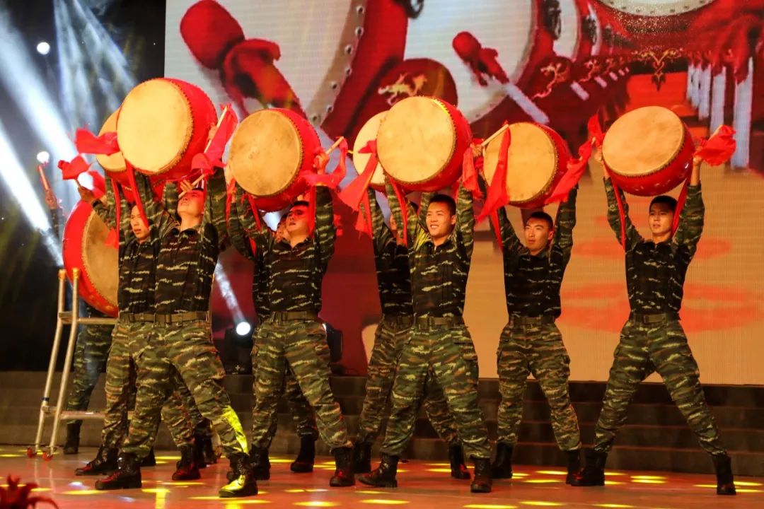 精彩不容错过广场舞36步,精彩表演不容错过