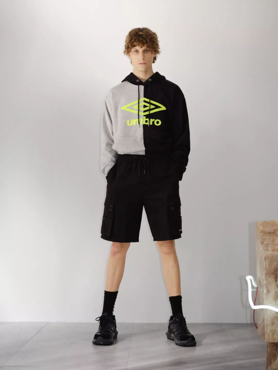 足球衣潮流设计,足球衣风格穿搭