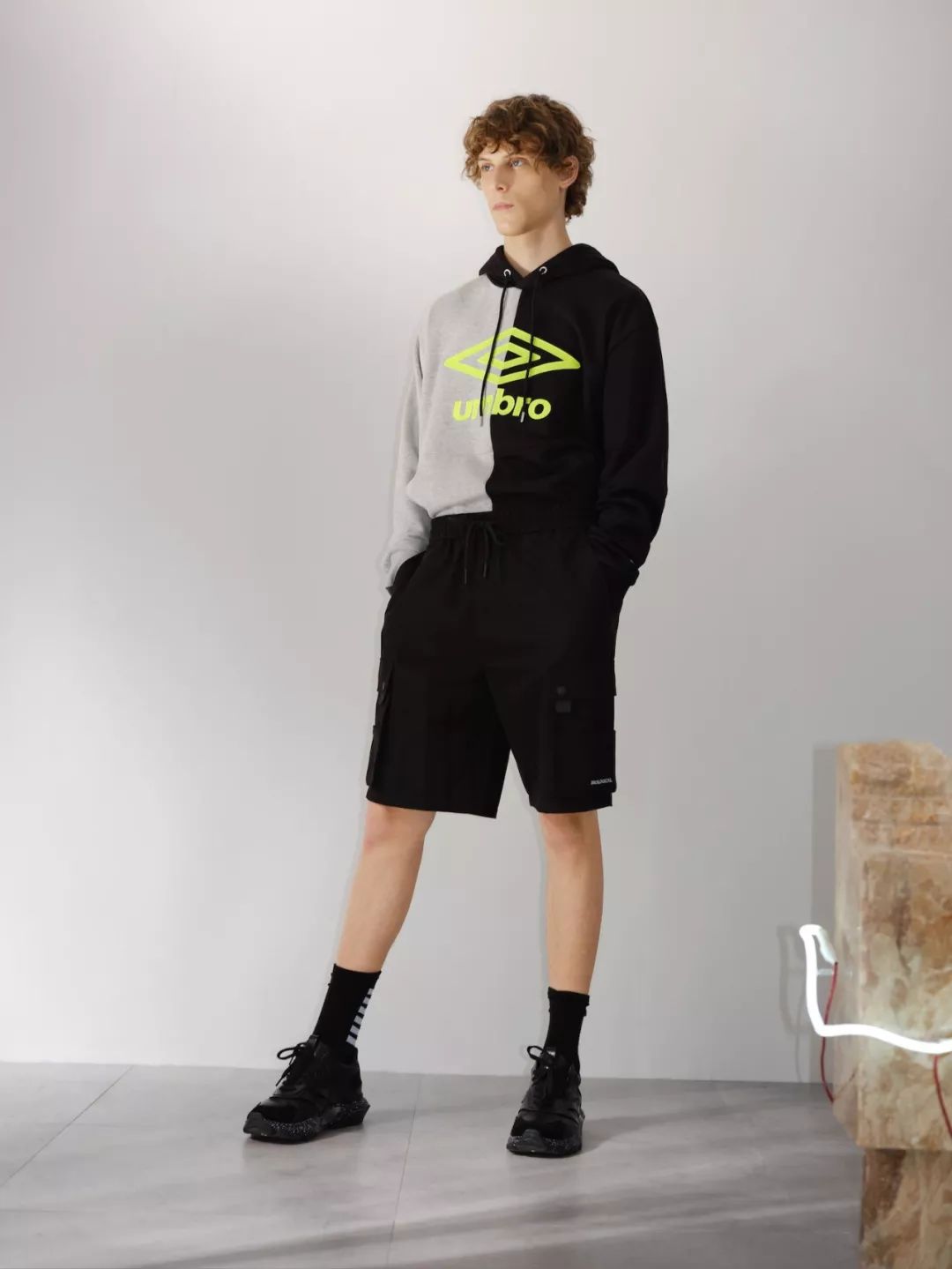 足球衣潮流设计,足球衣风格穿搭