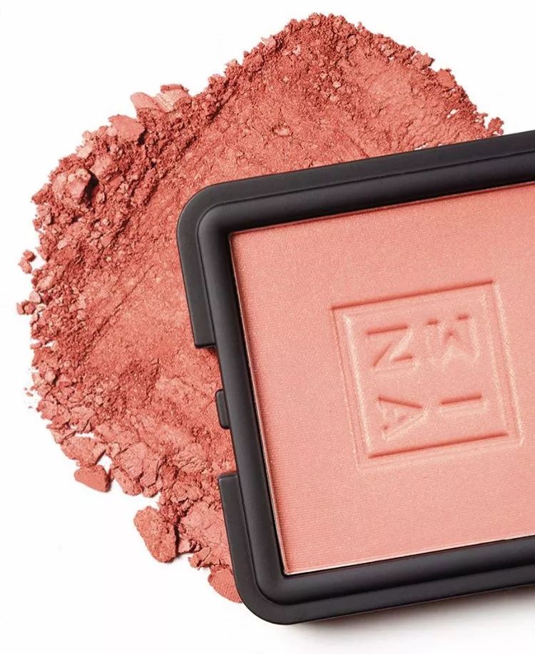 这些美妆潮品你最想拿走哪一个,这些网红化妆品还能用吗