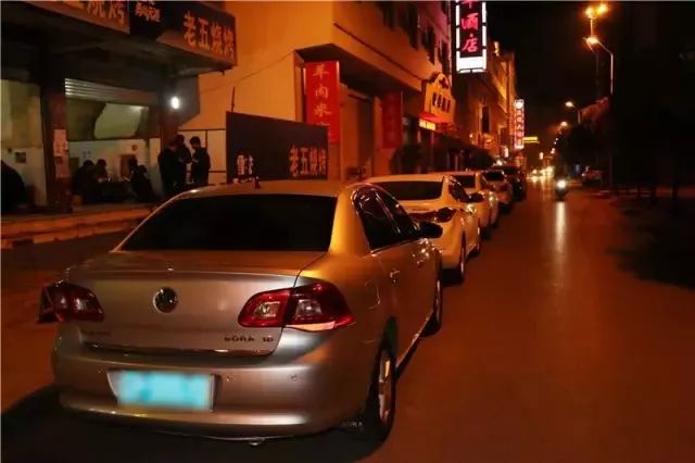 涓芥睙鐑噳绮夊摢瀹舵渶濂藉悆,涓芥睙甯傚尯瀹佽挆鍑夌矇鎺ㄨ崘