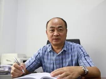 被百姓认可的官员,全国人民满意公务员先进事迹