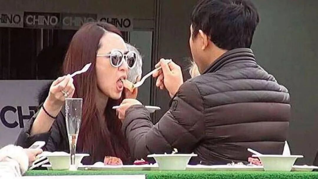 大家误会了，她明明是最努力的豪门阔太