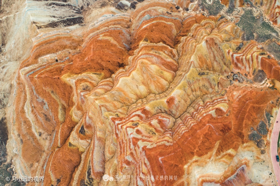带你看绝美的七彩丹霞,最值得一游的七彩丹霞