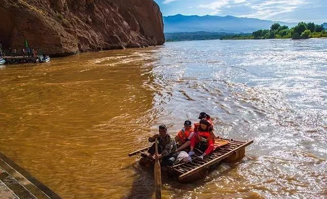 黄河石林的自然景观,黄河石林大自然的奇特景观