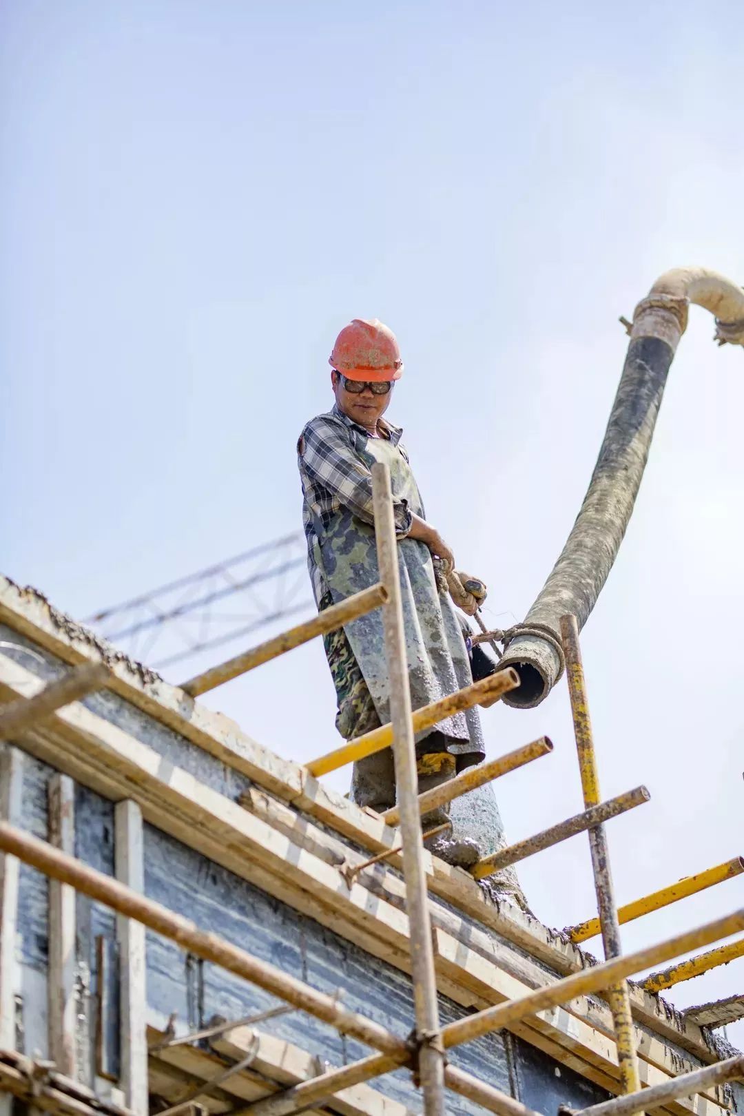 十二时辰工地,建筑工人的十二时辰