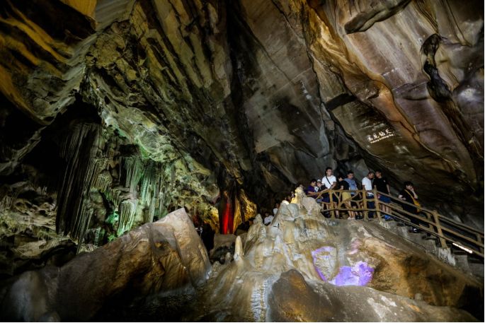 961主播带您去旅游,992自驾游最新视频