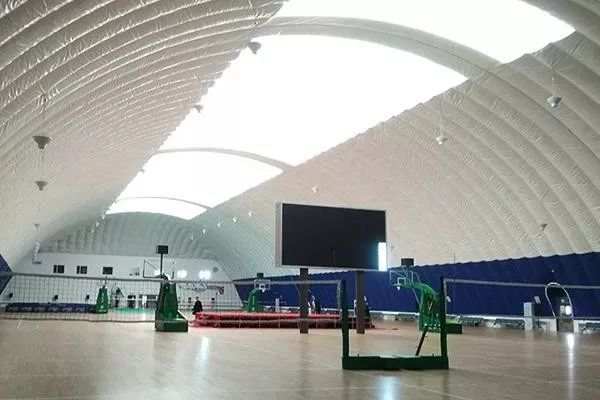 哈尔滨冰上运动中心对外开放吗,哈尔滨冰上运动场馆都有哪些