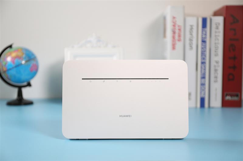 跟宽带说再见吧！华为4G路由2Pro评测：插卡即用的上网利器