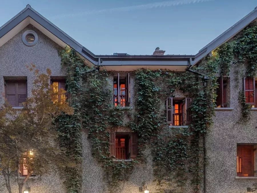 去处｜盘点沪上8大特*图色**书馆！不管大人小孩，来了就不想走