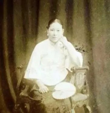 绝世美人的女星,真正的绝世美女都是雌雄莫辨