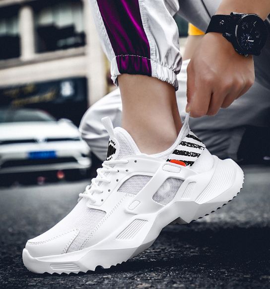 这款鞋！让整条街的回头率都归你！舒服的如同踩棉花！帅到不像实力派