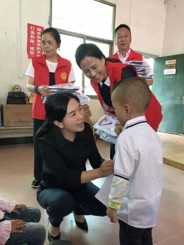 头条|暑期公益行·城乡孩子共享七彩暑假时光