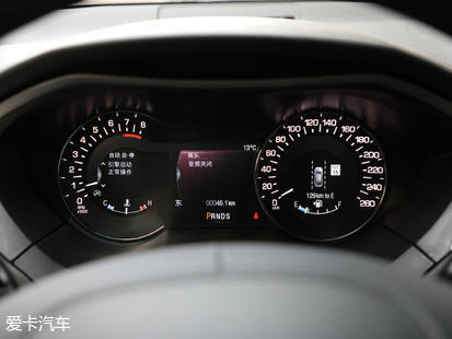 a4l对比林肯mkz,林肯mkz和奥迪a4l哪个档次高