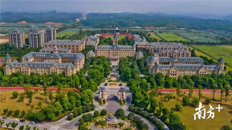 清远恒大欧洲足球小镇如何建？快来看看最新规划