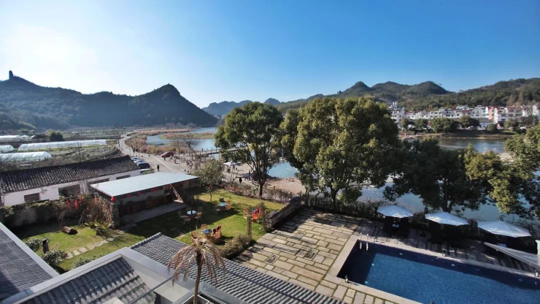 谁说江南无金秋？这座高铁直达的小县城靠一间仙气民宿，就撩到了无数隐居客