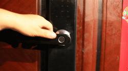 苏宁智能门锁测评,苏宁小biu智能门锁管理模式