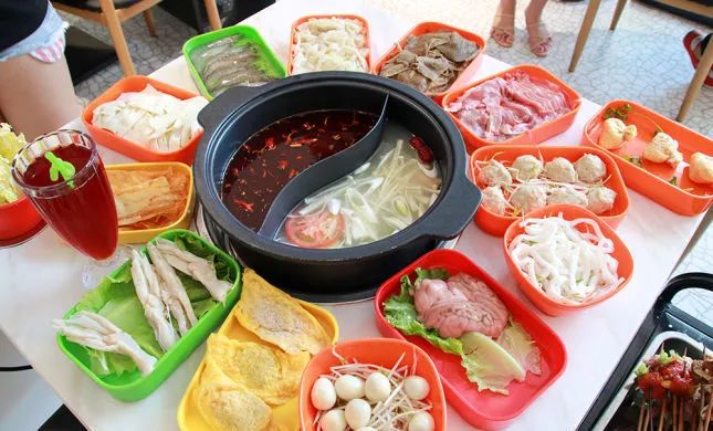 深藏在明发商业广场里的这些“罪恶”之源，大晚上的千万不要去！（上篇）