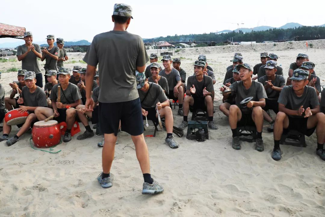 沙滩踢足球转场,沙滩踢足球