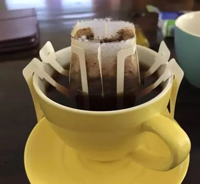 如何判断手冲咖啡的研磨度合适,咖啡粉怎么冲最好喝多少量合适