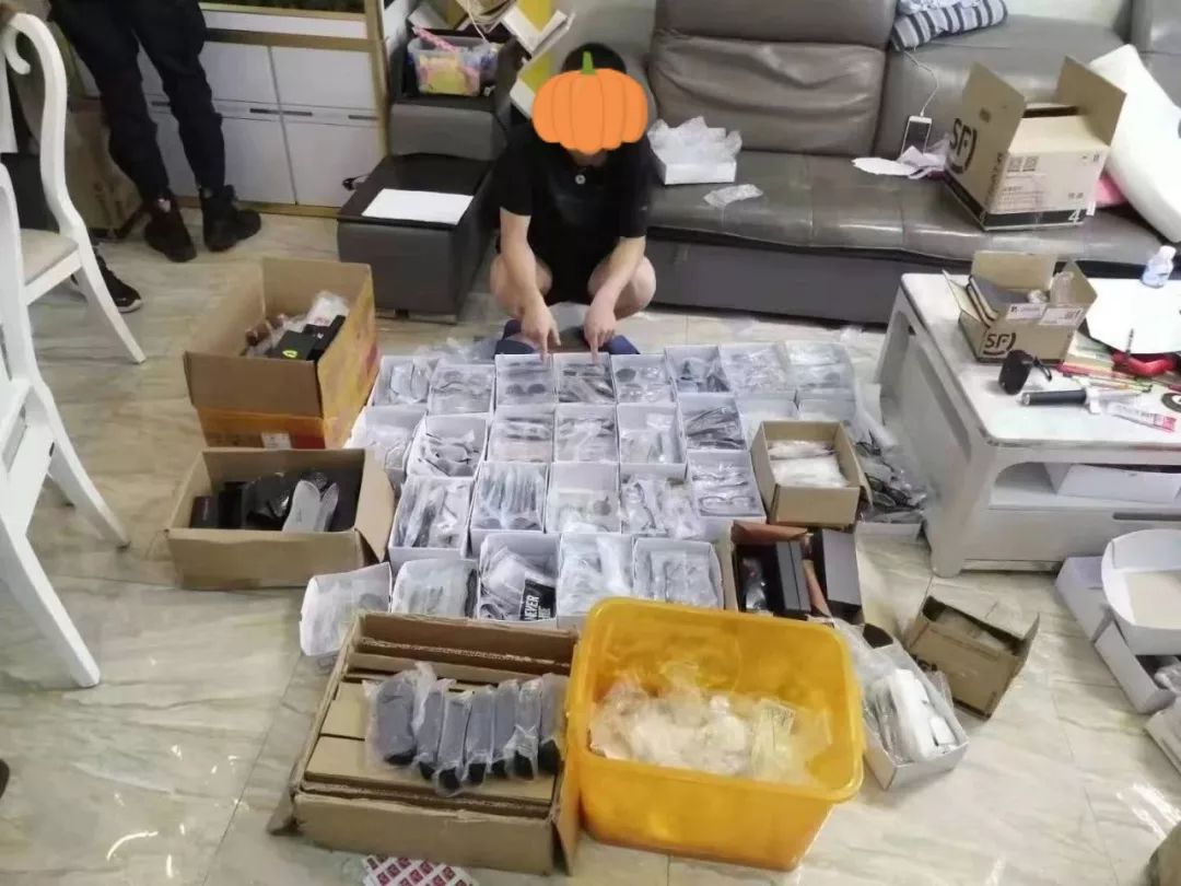 假的！快看看你们的眼镜，清城公安查获了1000多万的假“雷朋”