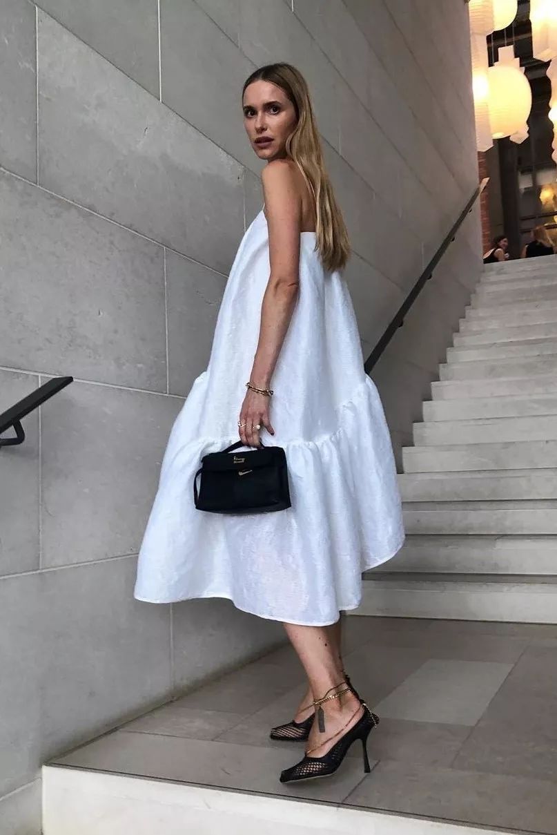 秋款裙子减龄显瘦洋气上档次,秋冬黑红裙子大码胖mm显瘦遮肉