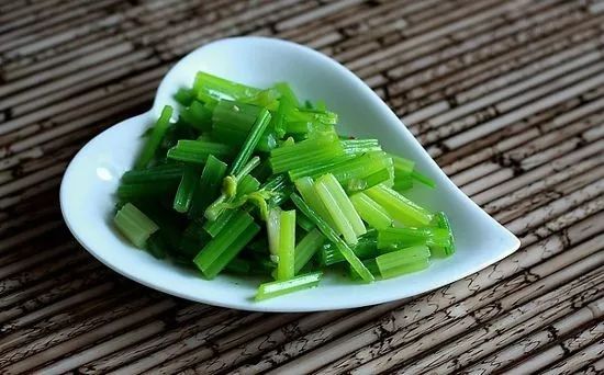 竹溪仁和医院：越“苦”的菜越营养！不吃这6种食物的人亏大了