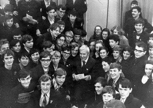 伊藤清：柯尔莫哥洛夫的数学观与业绩