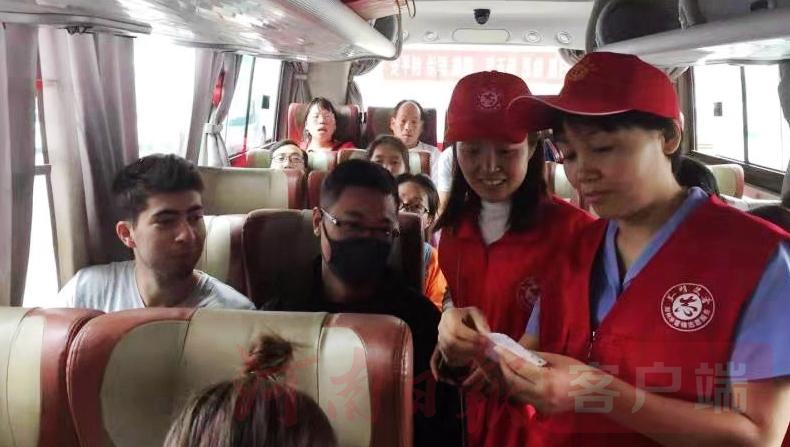 中国民族的感人故事,民族团结故事比赛中的感人故事