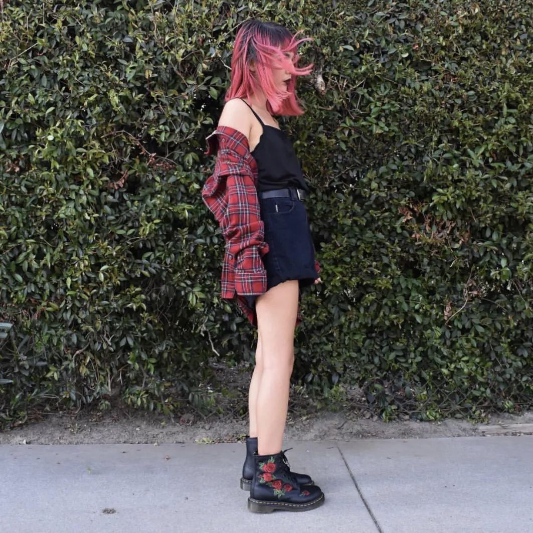 Jio热都要穿的马丁靴，作为辣妹的你得不得来一双嘛？