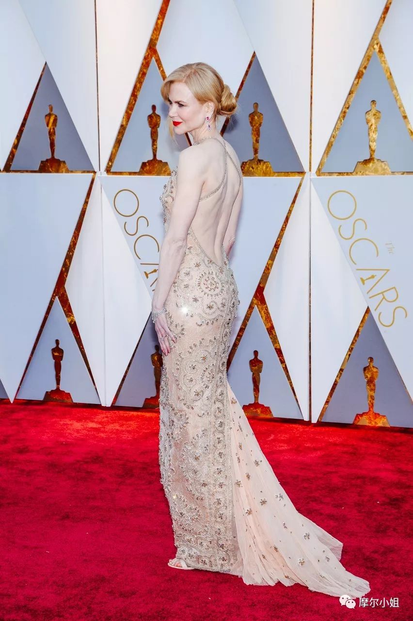 米兰时装周妮可基德曼,米兰时装周惊喜连连