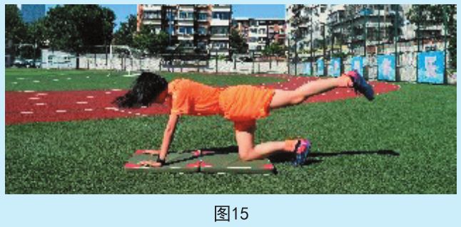 青少年足球教学与训练问题,小学足球体能和力量训练方法