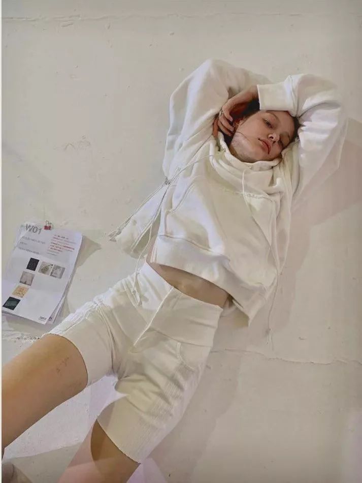 有哪些既不贵又好看的潮牌,好看又平价的韩国潮牌