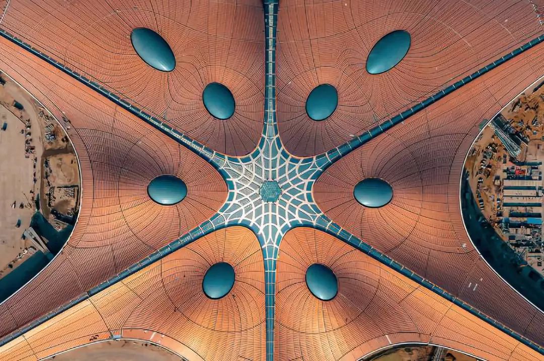 太赞了！机场也可以这么美