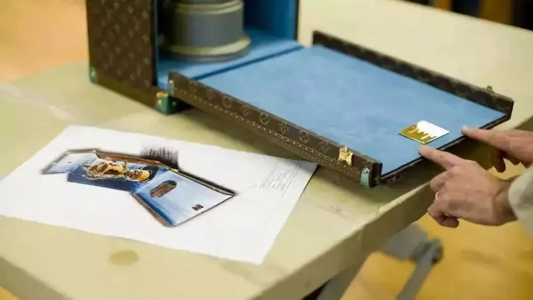 快看我这个皮肤，LV的