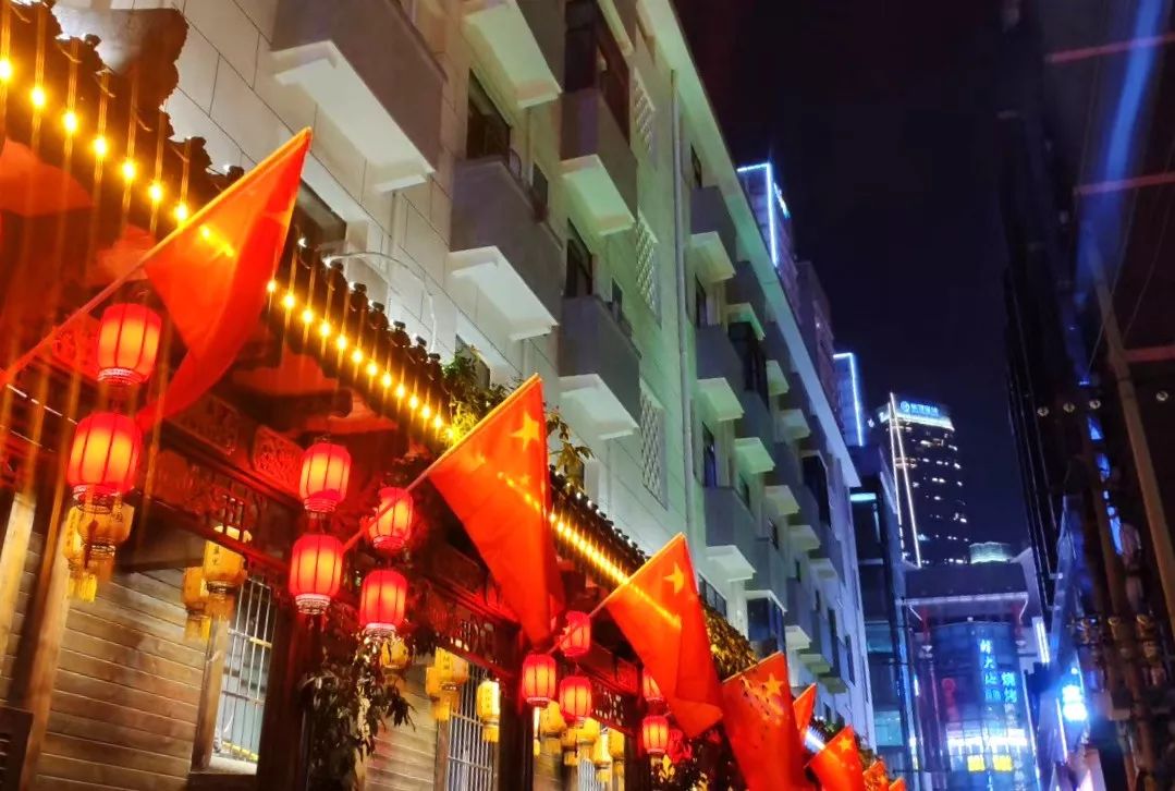 五星红旗你是我的骄傲童声版,五星红旗你是我的骄傲歌词原唱