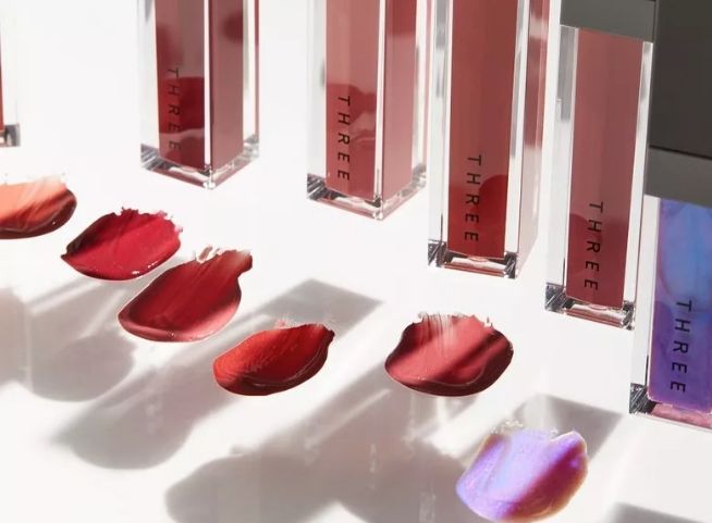 今秋必入的最夯彩妆品,今年不能错过的5个秋季彩妆新品