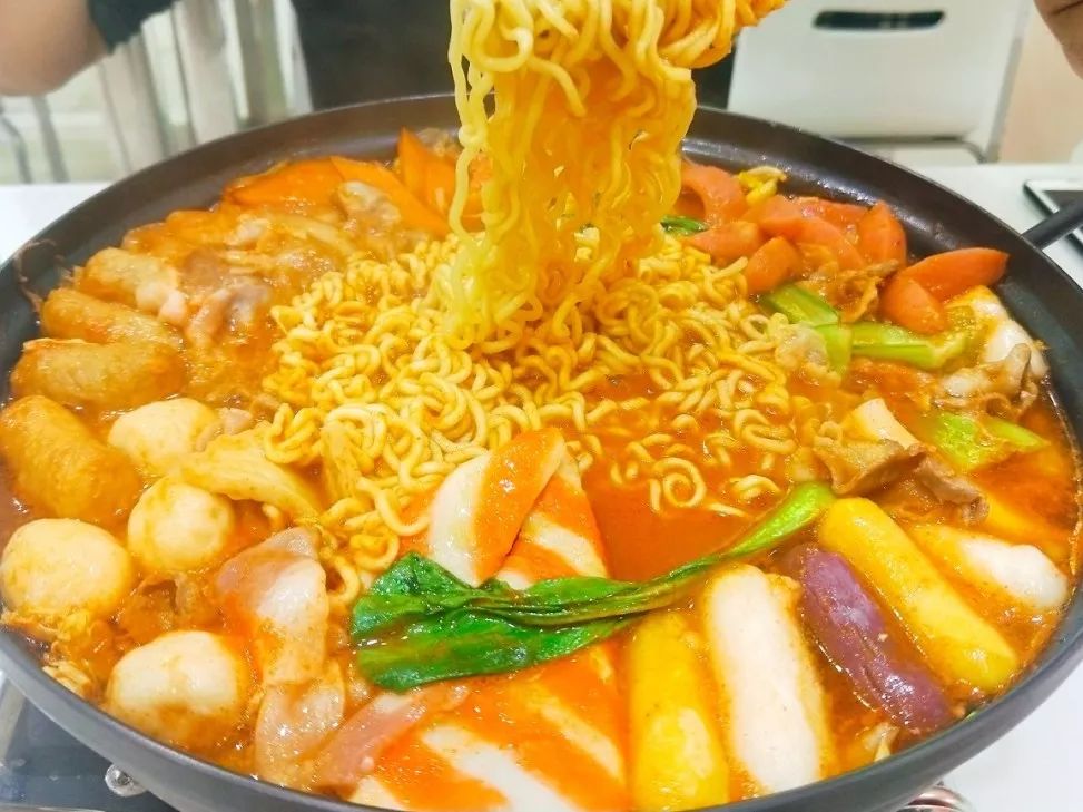 火车安检工具有哪些不能带,火车地铁站安检不能带的东西