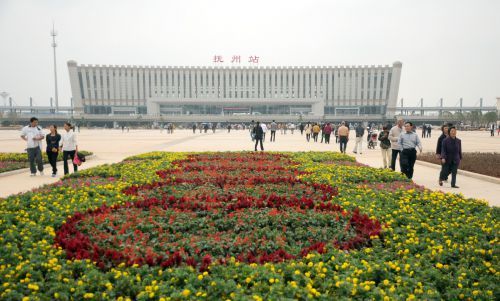 投资增强发展动力,投资基建拉动经济