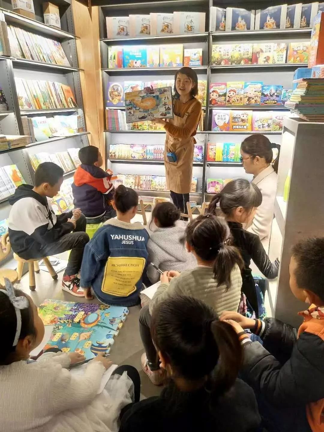 创新多元经营，树立企业品牌——一禾书城•印刻时光七一店