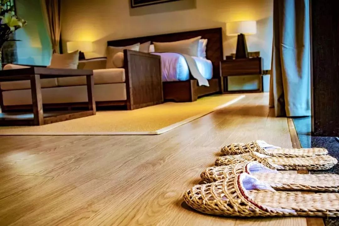 国庆在阳朔度过了不输巴厘岛的假期，全因这家藏在秘境山水里的宝藏酒店